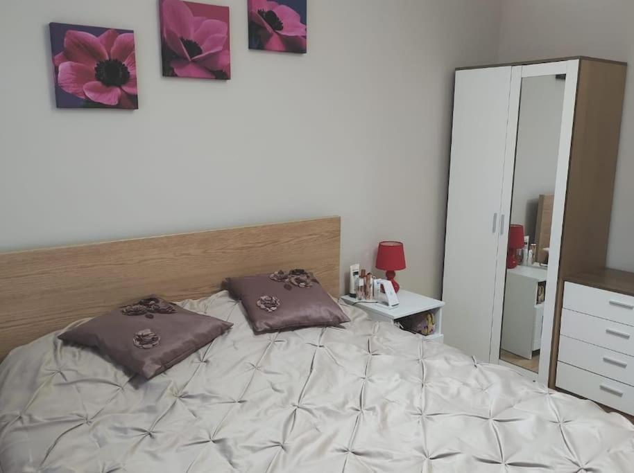 2 Bed Flat Near Station With Parking&Comgarden Apartment Сътън Екстериор снимка